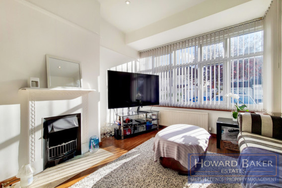 Property for Sale in Sunnymead Road, Kingsbury, Kingsbury, London, United Kingdom