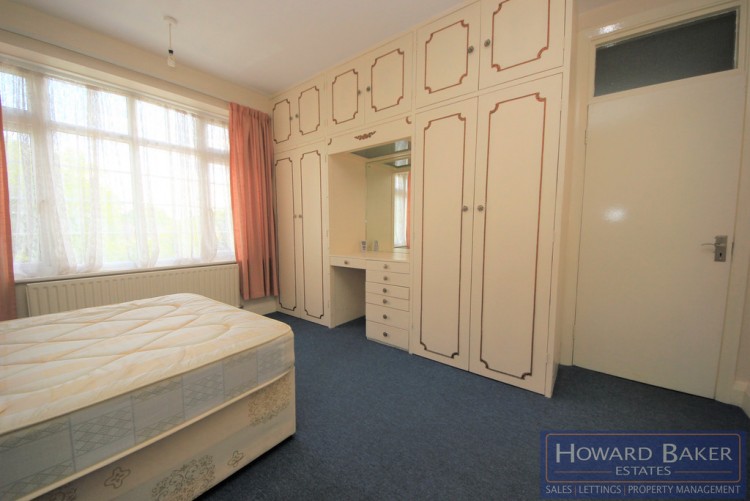 Property to Rent in Watford Way, Hendon, London, United Kingdom