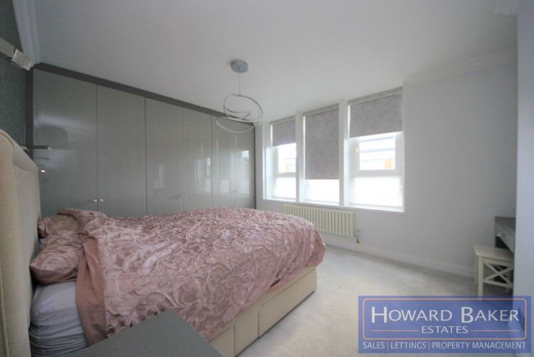 Property to Rent in Valencia Road, Stanmore, United Kingdom