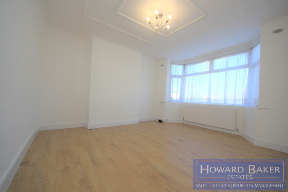 Property to Rent in Hay Lane, Kingsbury, London, United Kingdom