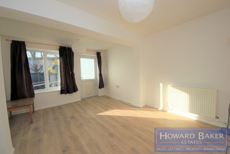 Property to Rent in Townsend Lane, Kingsbury, London, United Kingdom