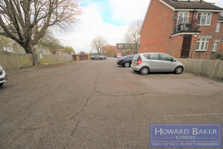 Property to Rent in Bramble Close, Stanmore, United Kingdom