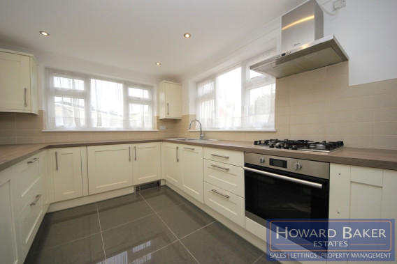 Property to Rent in Highfield Avenue, Kingsbury, London, United Kingdom