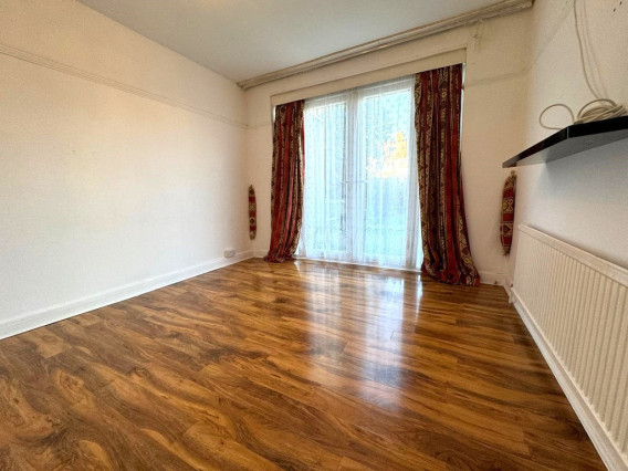 Property to Rent in Silkfield Road, Colindale, Colindale, London, United Kingdom