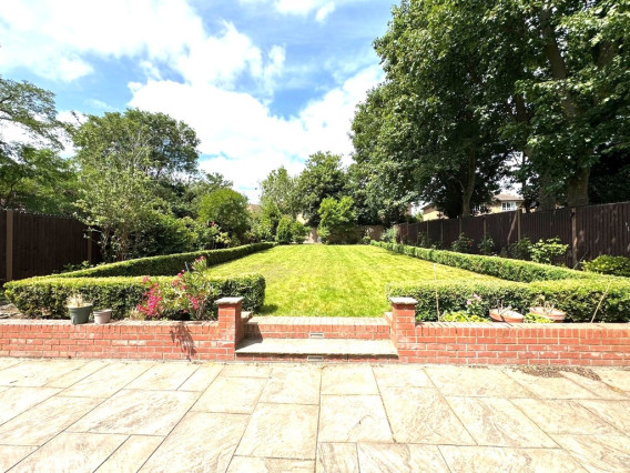 Photo 23