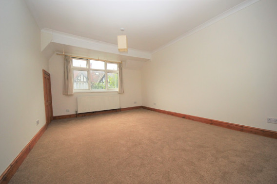 Property to Rent in Gainsborough Gardens, Golders Green, London, United Kingdom
